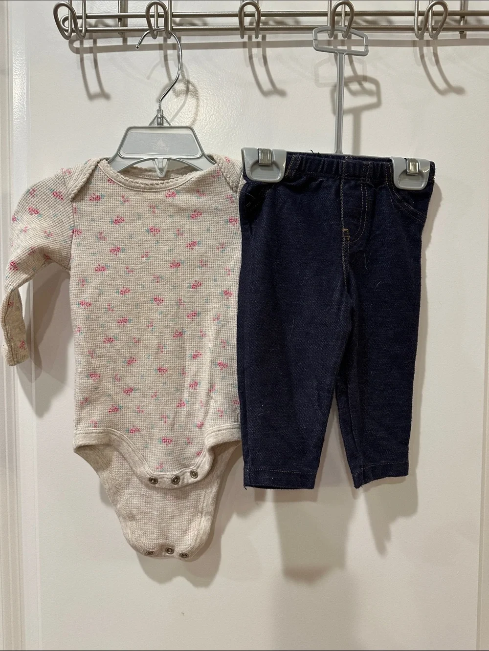 Baby Girl Long-Sleeve Floral Bodysuit & Navy Leggings Matching Set